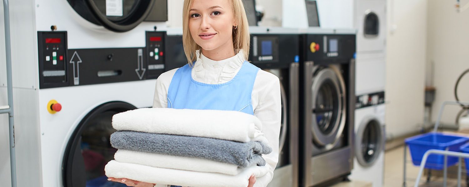 Gewerbliche Wäscherei mit Mangelstube